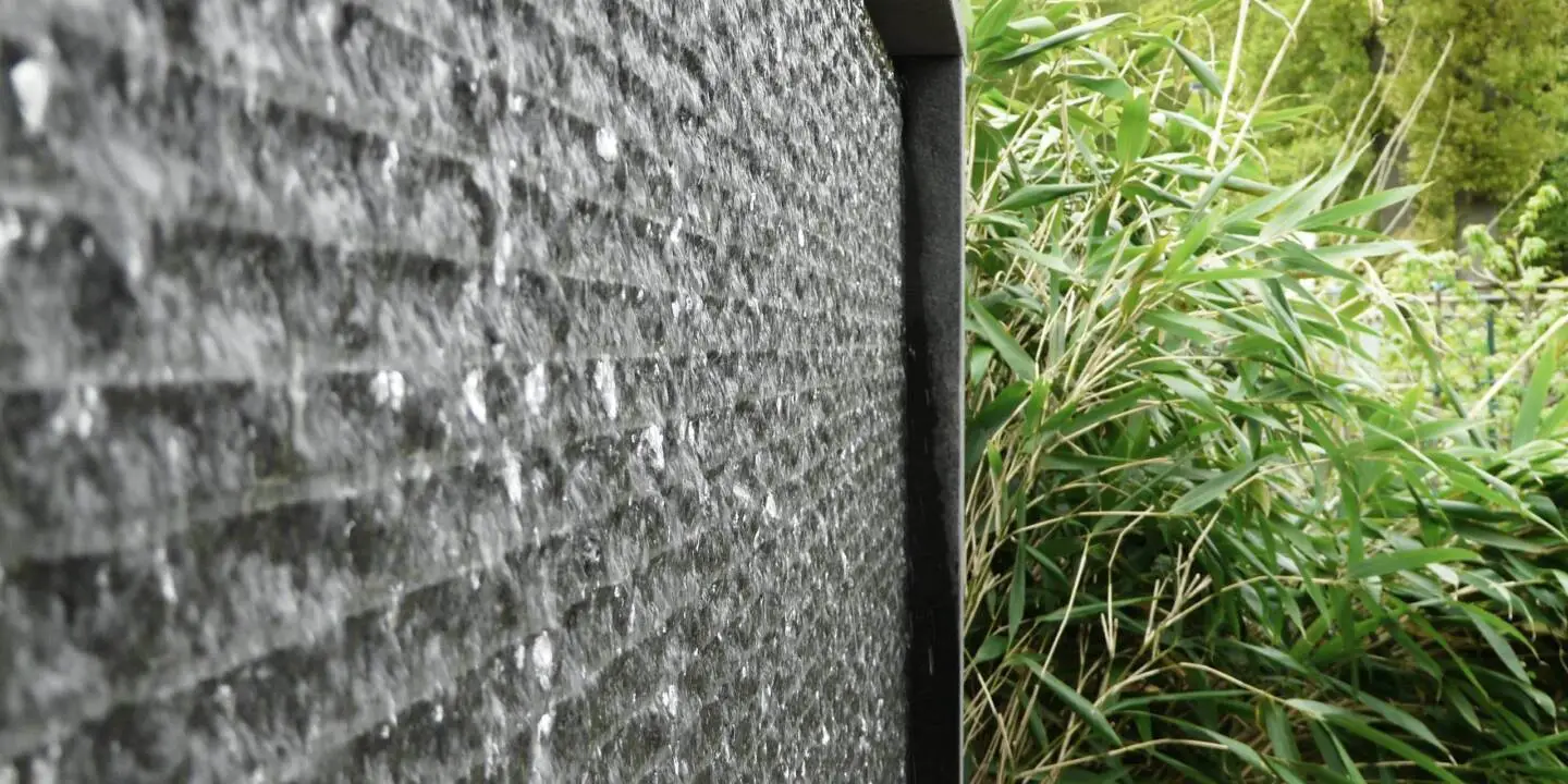 آبنما دیواری