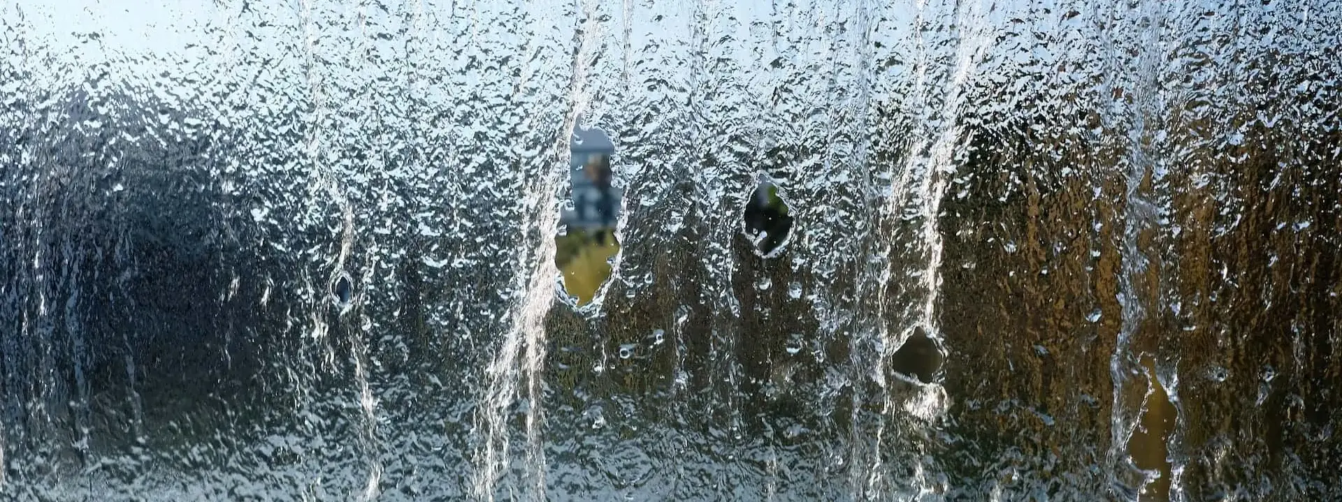 آبنما استند شیشه ای