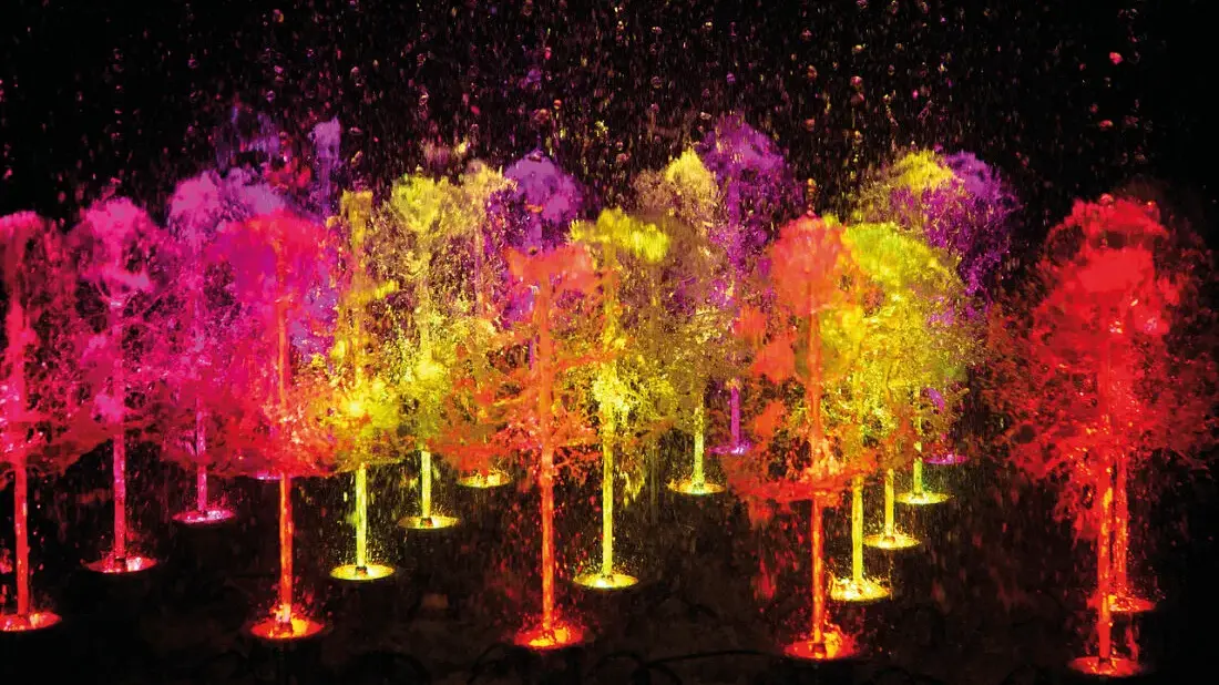 آبنما موزیکال کف خشک