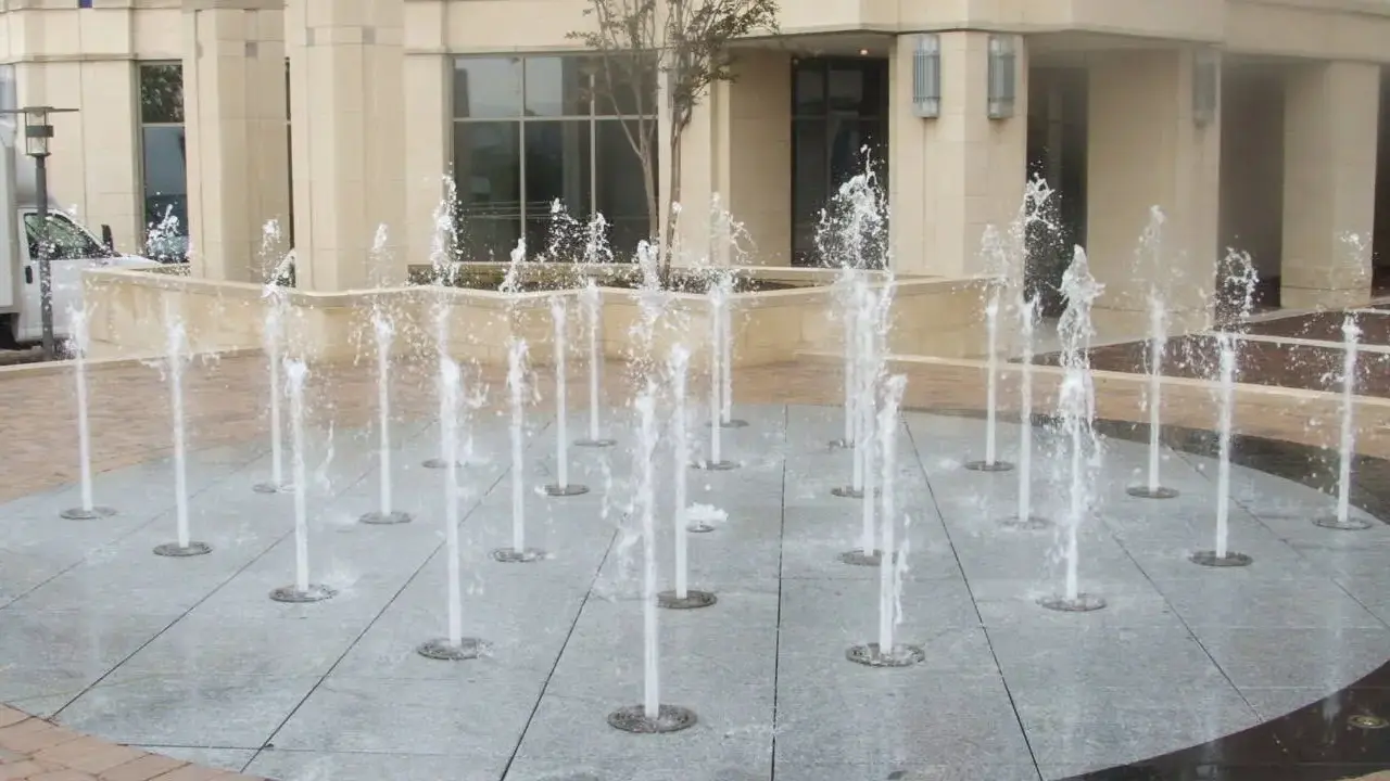 آبنمای کف خشک