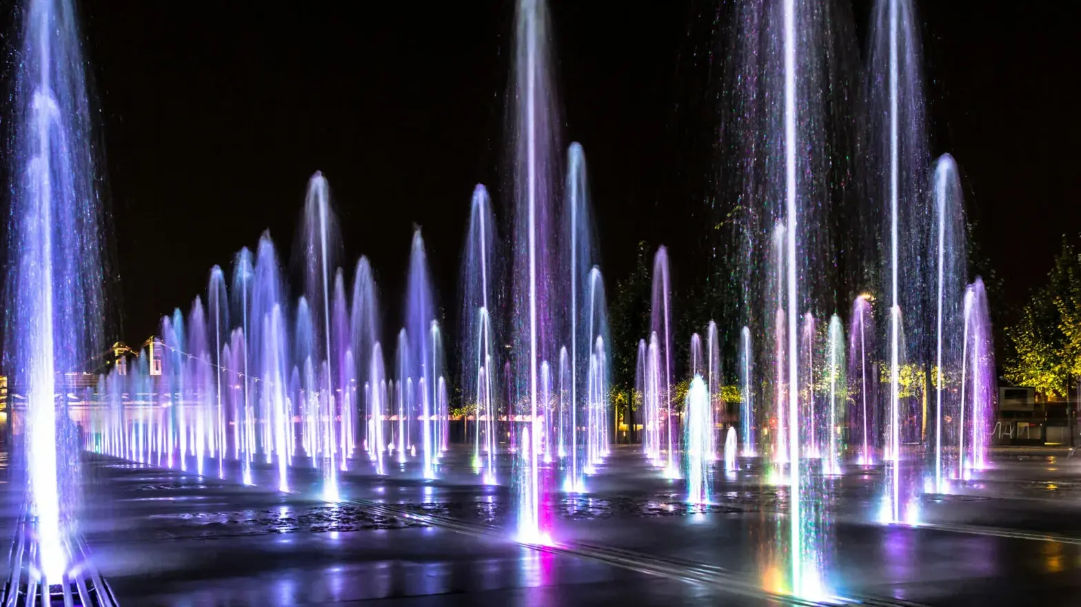 آبنما کف خشک