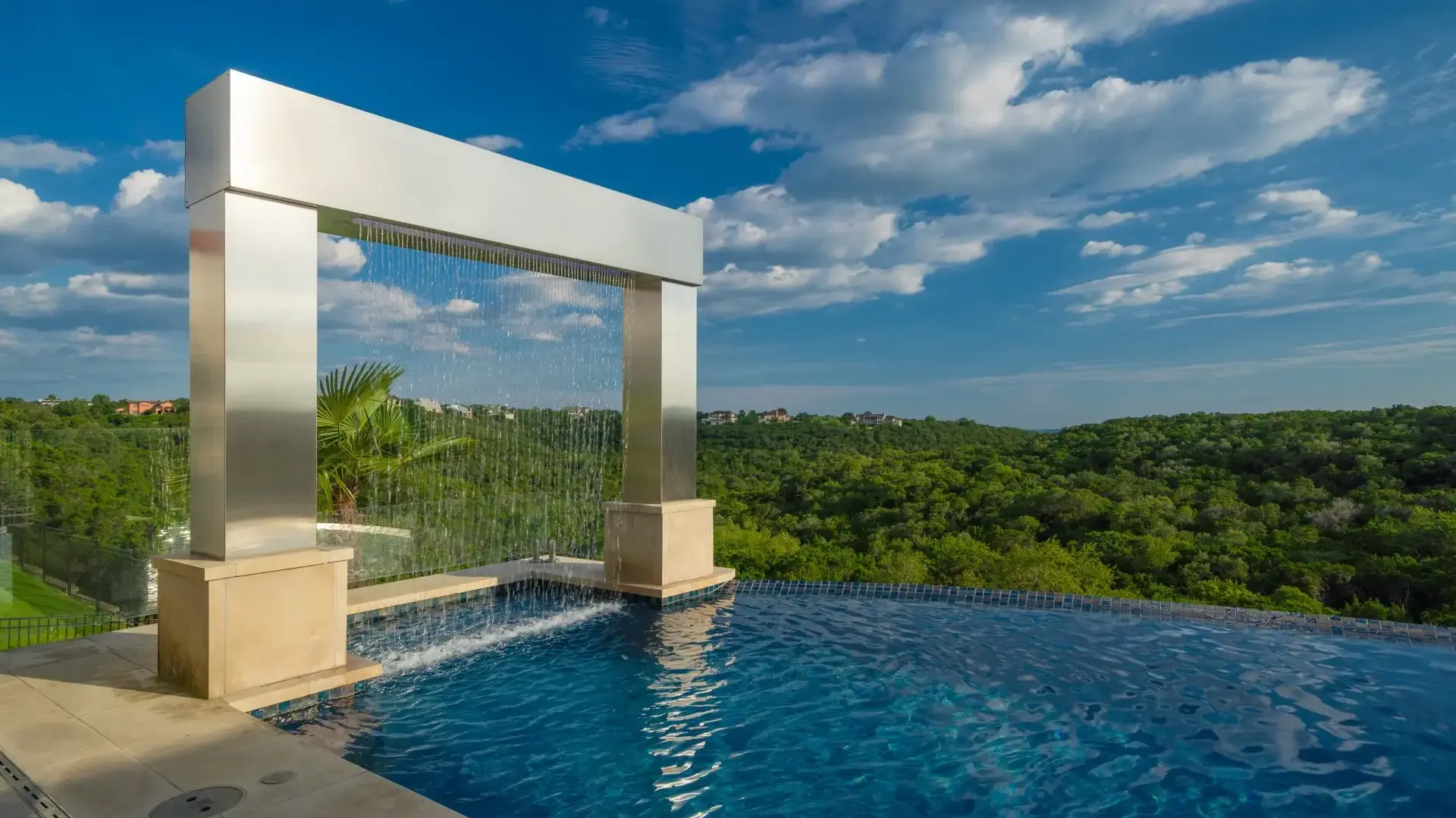 آبنما استخری