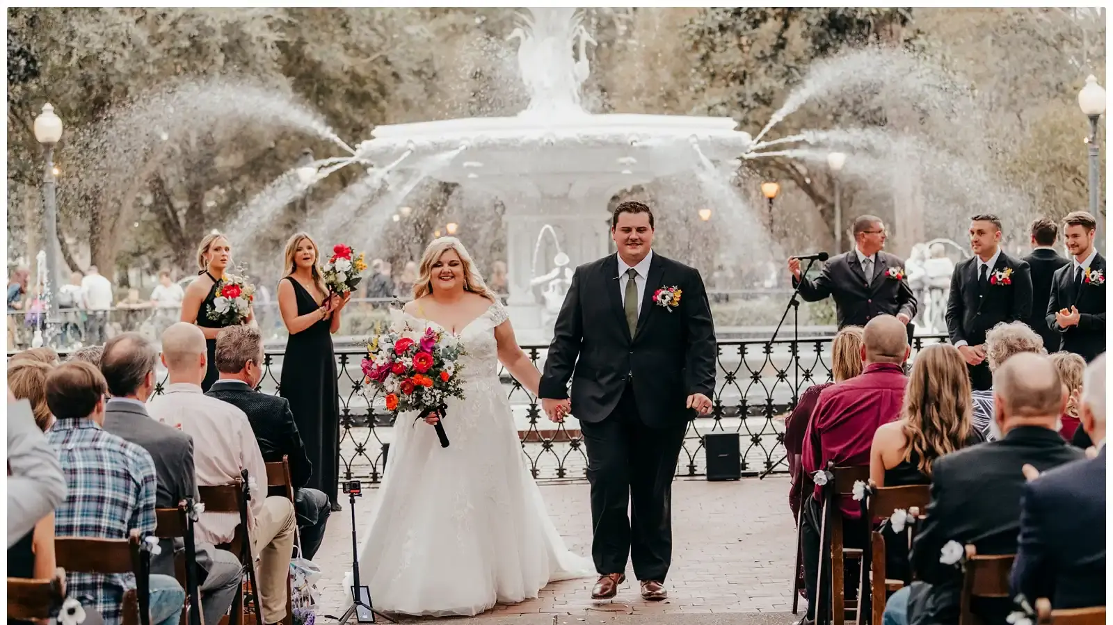 آبنما برای تالار و عمارت عروسی