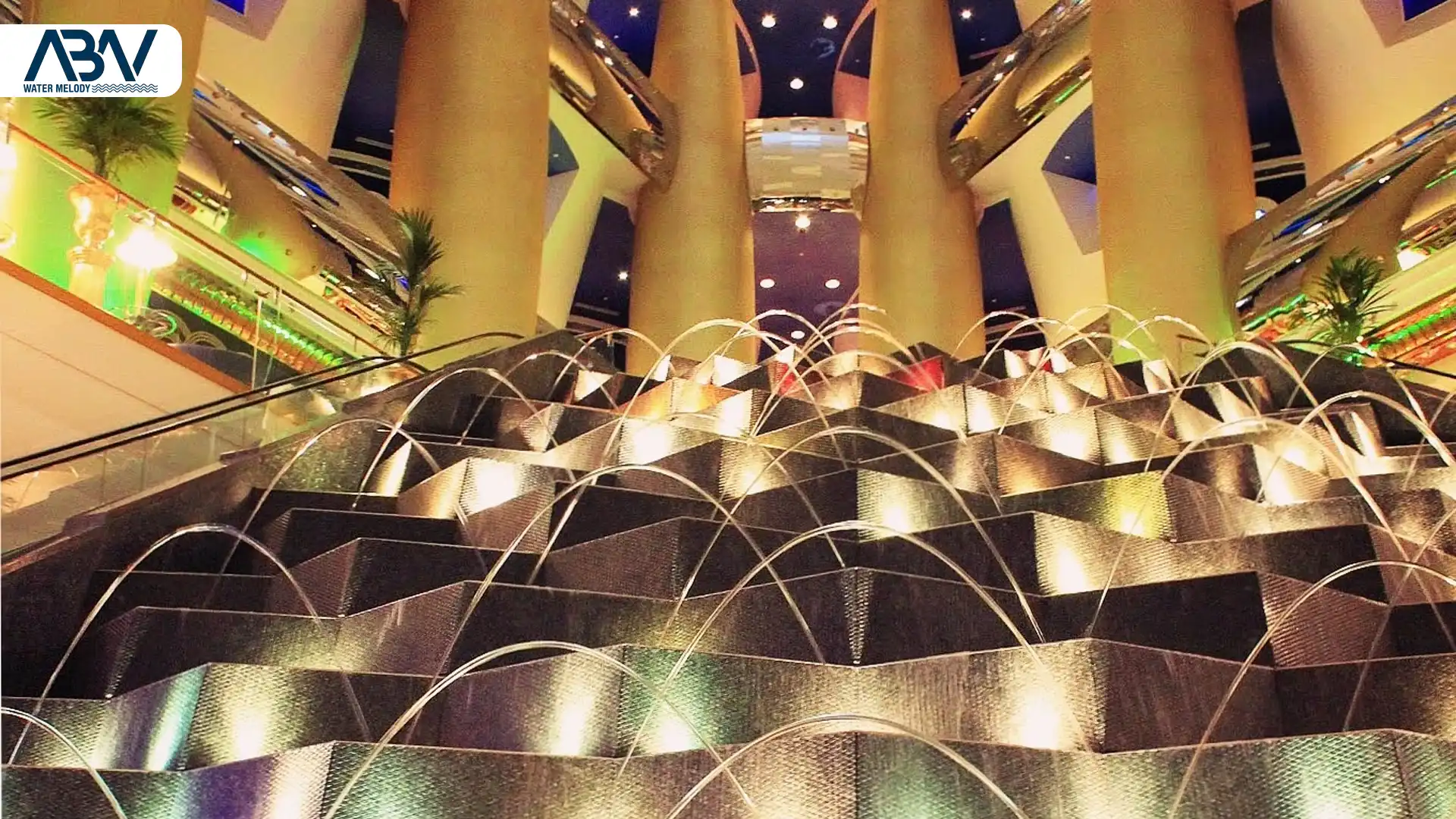 آبنمای لمینار