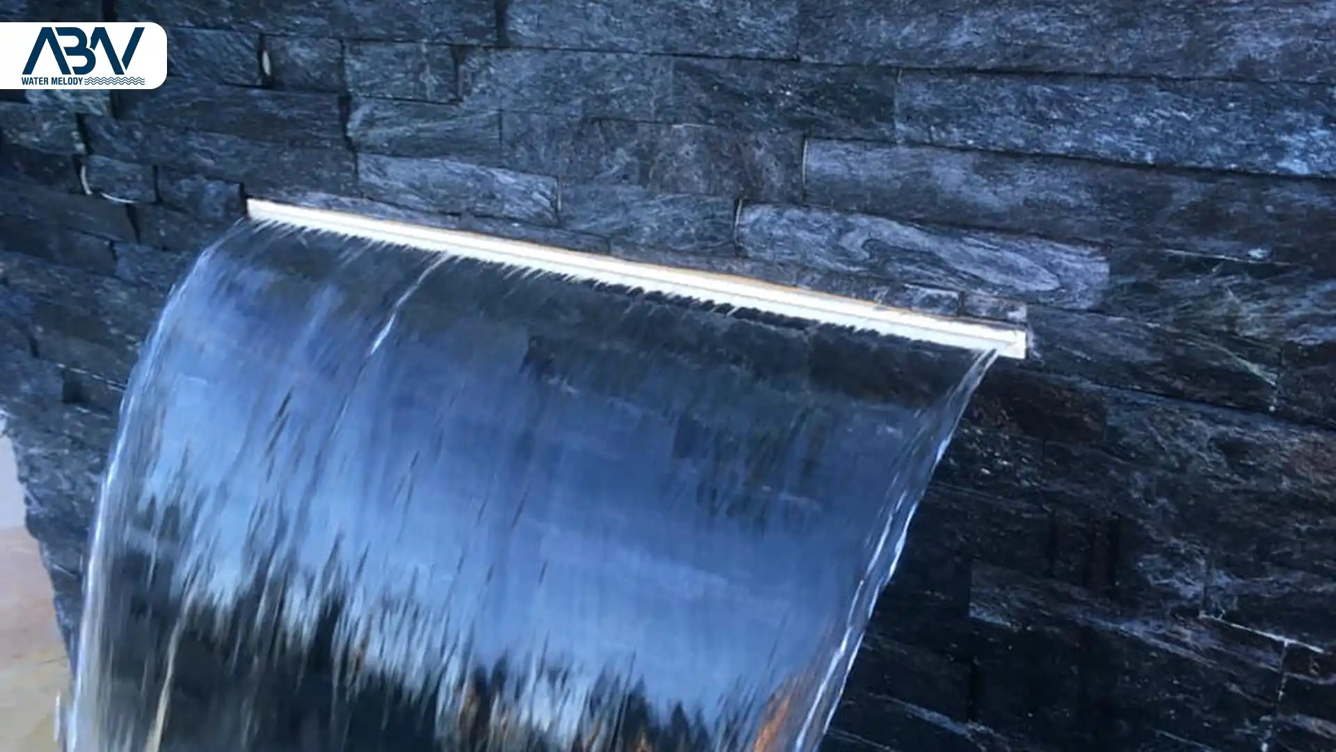 نازل آبنما شوتر