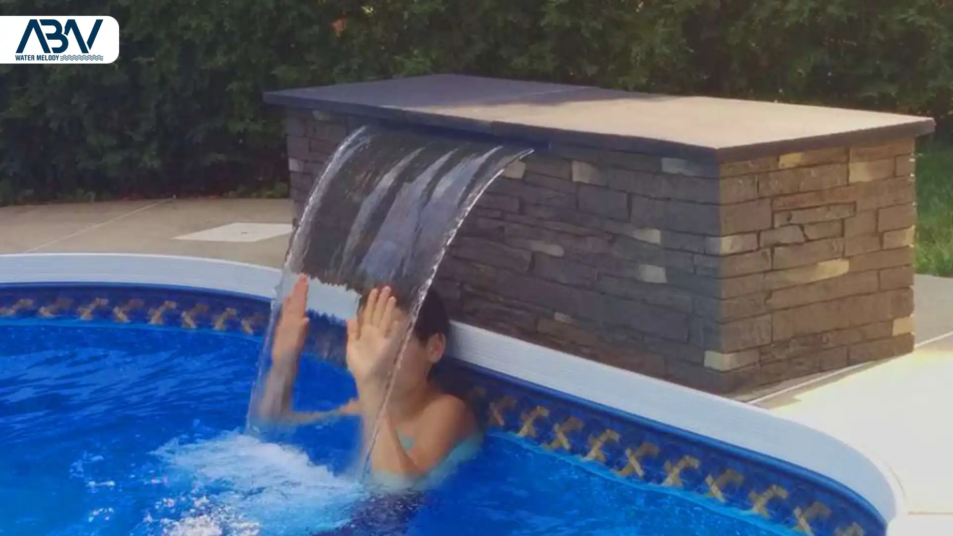 نازل آبنما شوتر