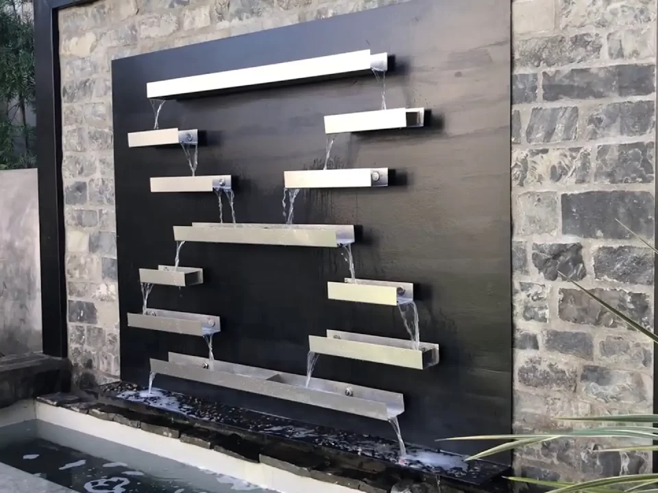 آبنما دیواری آبریز