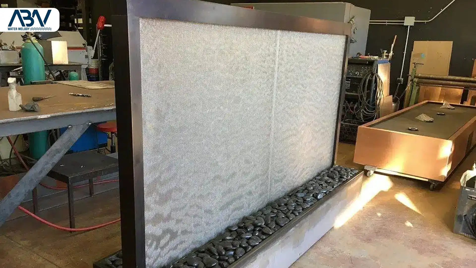 2 آبنما مدرن مشی