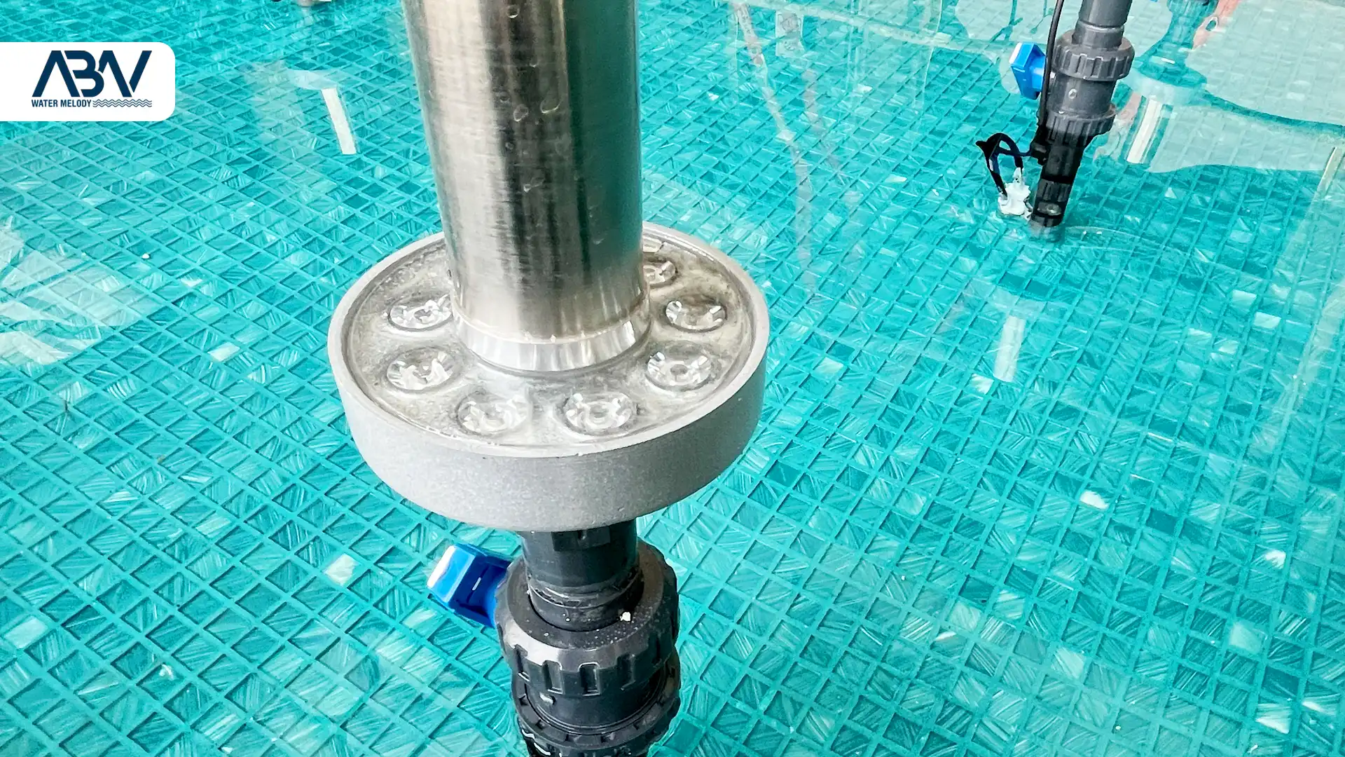 3 پروژه آبنما باغی شهید خرازی نازل فوم