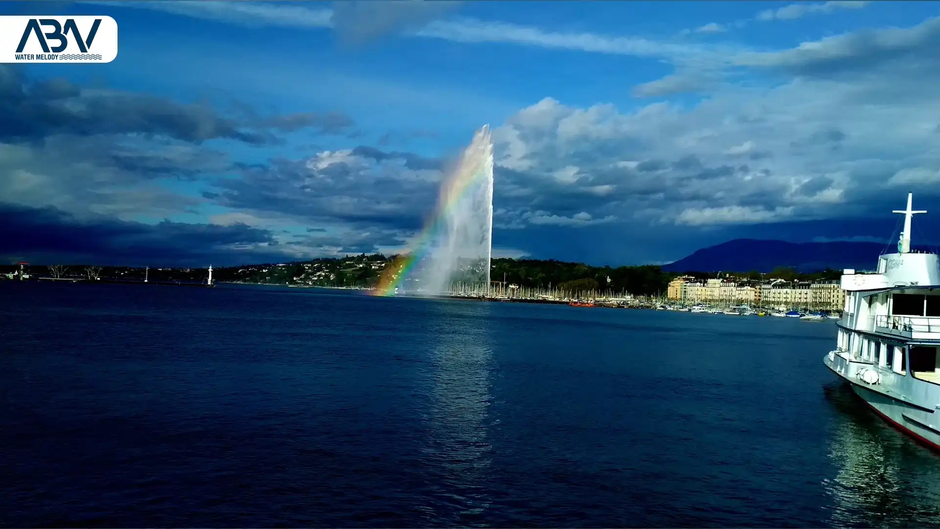 6 نازل آبنما بلند زن