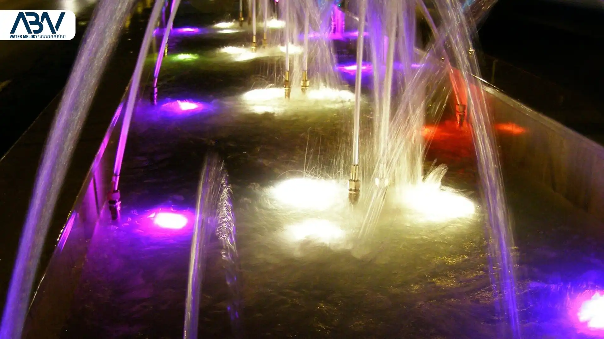 نازل آبنما کومت