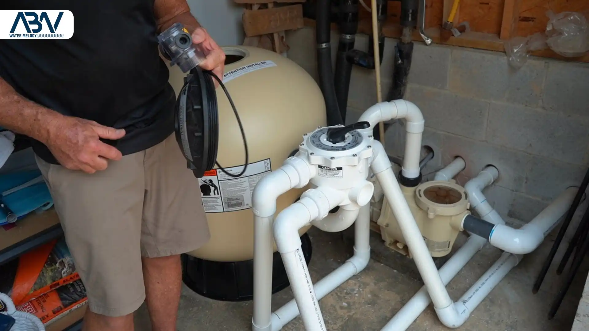 فیلتر شنی استخر شیر بقل